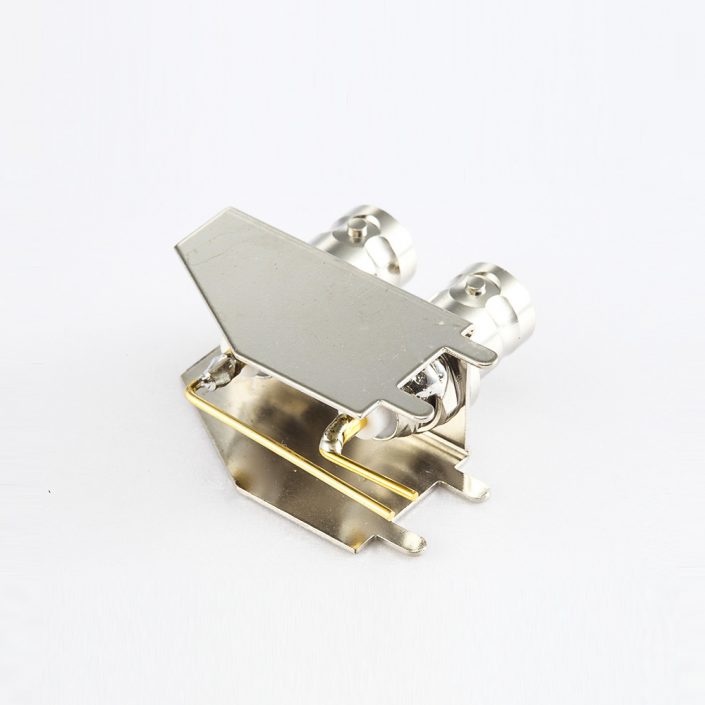 BNC连接器母头弯式螺母插孔用于PCB50ohm BNC连接器母头弯式螺母插孔用于PCB50ohm
