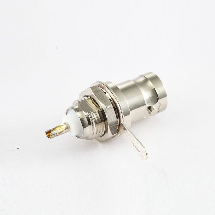 BNC母头180度连接器焊杯后锁穿墙孔50ohm接线 BNC母头180度连接器焊杯后锁穿墙孔50ohm接线