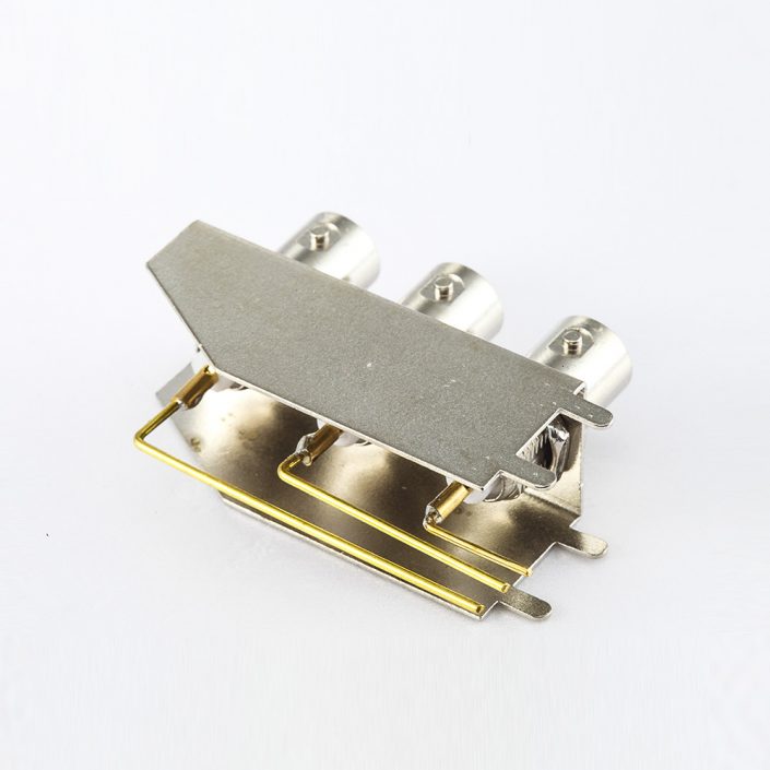 弯式PCB安装BNC连接器三排母头插孔50ohm 弯式PCB安装BNC连接器三排母头插孔50ohm