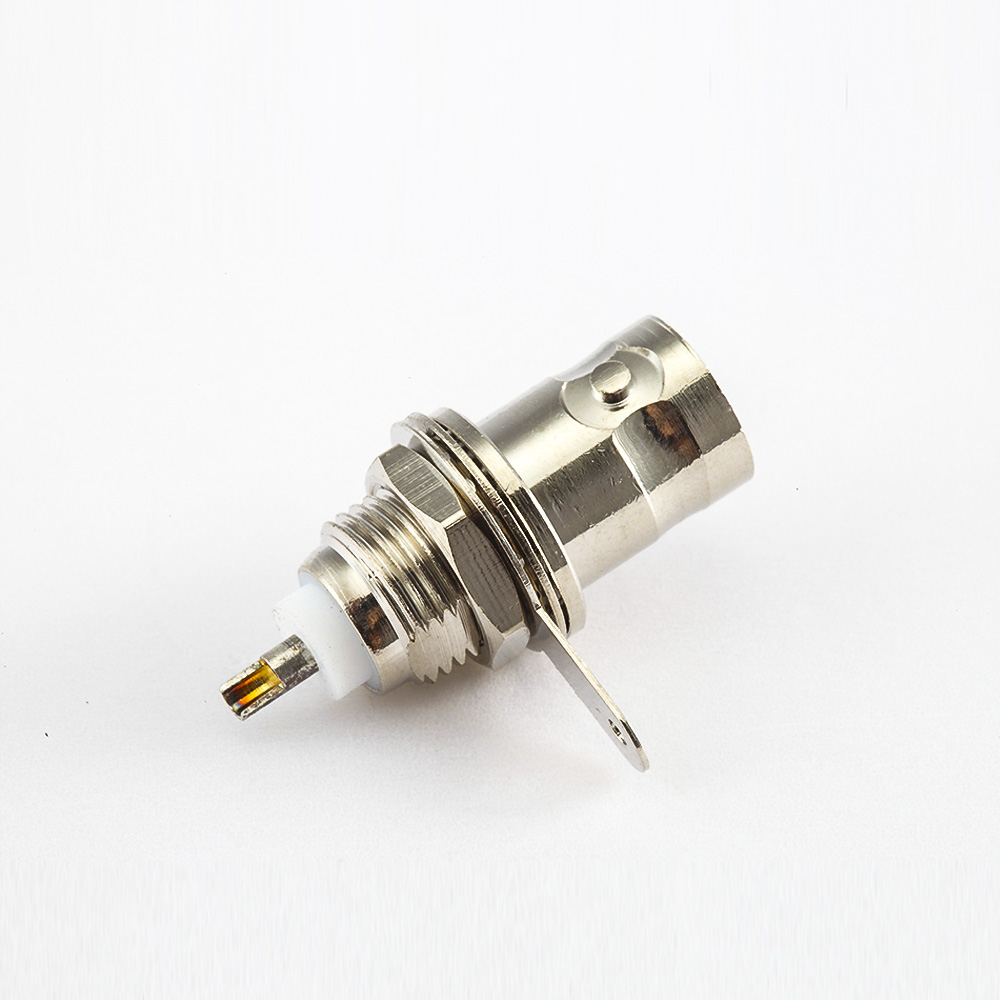 面板安装的后锁穿墙BNC母头180度连接器焊接接线50ohm接地