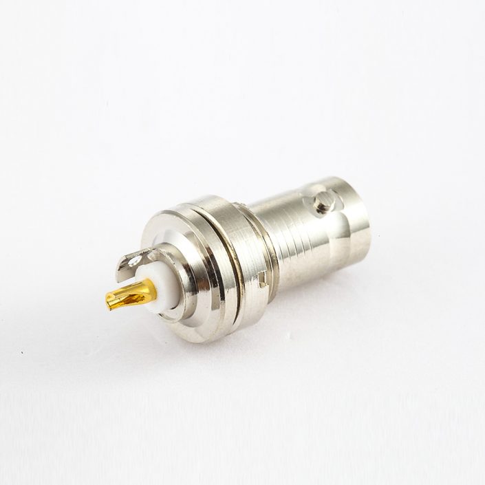 BNC连接器焊杯接线母180度面板安装前锁穿墙50ohm BNC连接器焊杯接线母180度面板安装前锁穿墙50ohm