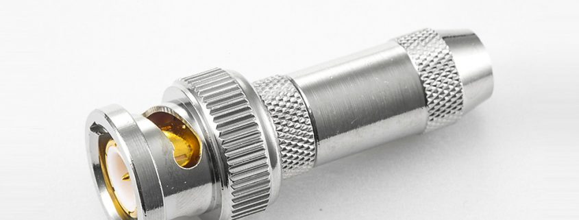 RG179/SYV75-1.5接线公头的180度BNC连接器焊接