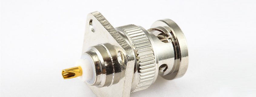 焊杯面板安装4孔法兰接线BNC连接器公头直型