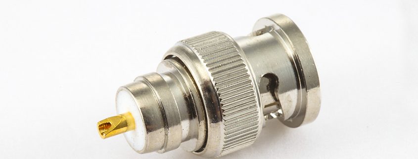 焊杯公头180度BNC接线连接器