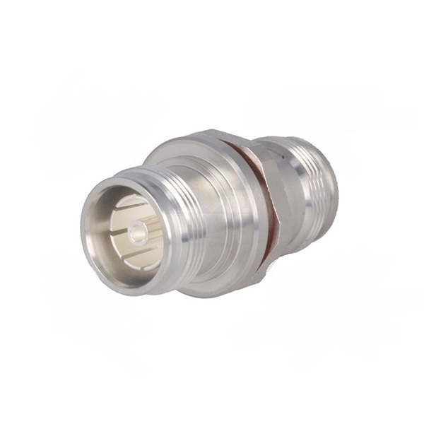 4.3-10螺纹直式连接器用于面板安装直螺纹连接